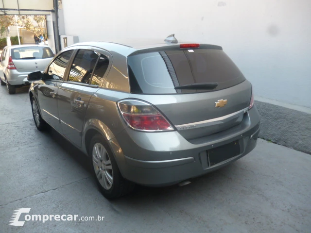 VECTRA 2.0 MPFI GT Hatch 8V
