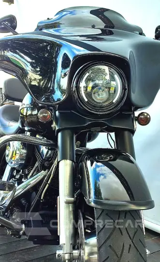 HARLEY-DAVIDSON STREET GLIDE