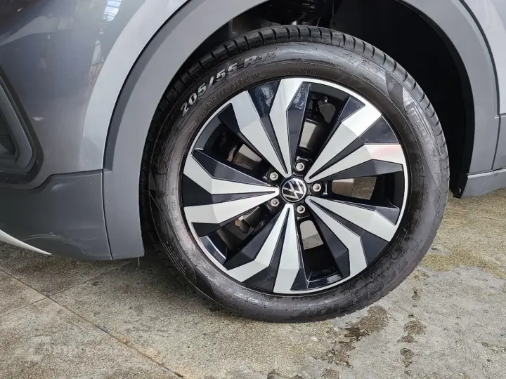 T-CROSS 1.0 200 TSI TOTAL FLEX AUTOMÁTICO