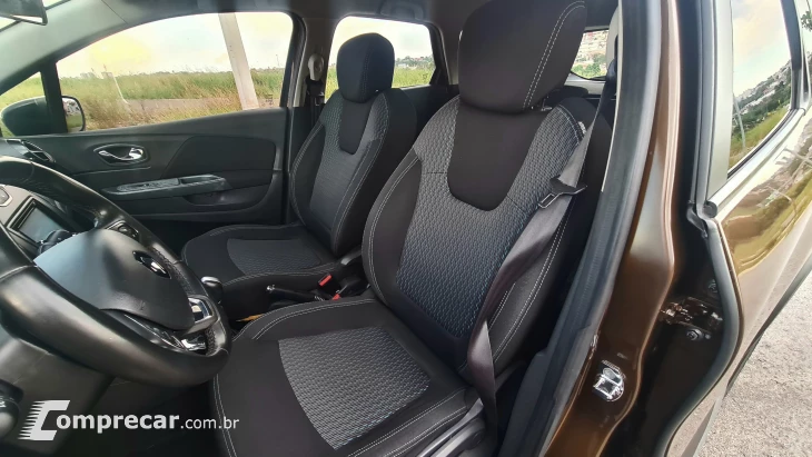 Captur Life 1.6 16v SCe CVT (Flex)