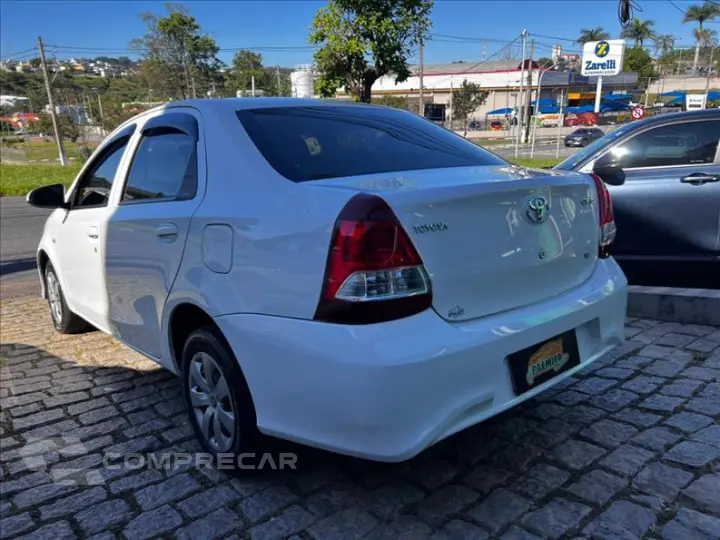 ETIOS 1.5 X Sedan 16V
