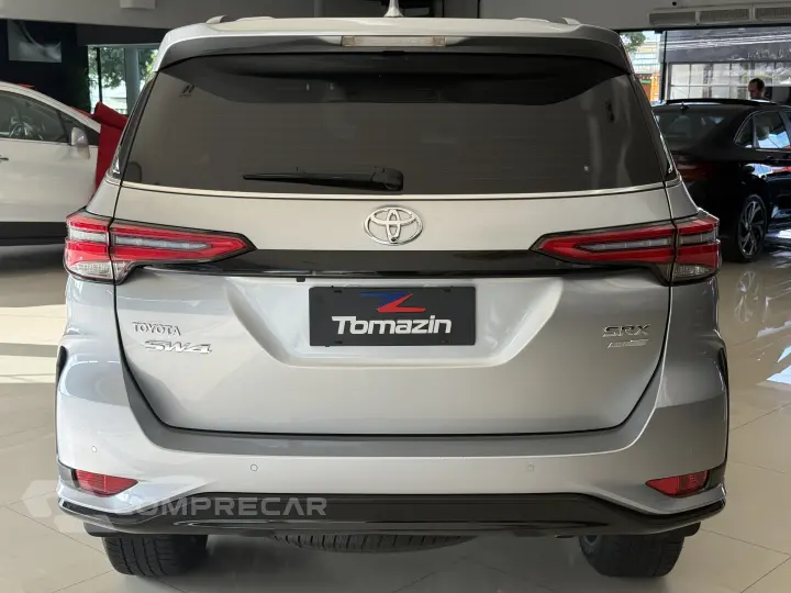 HILUX SW4 2.8 D-4d Turbo SRX Platinum 7L 4X4