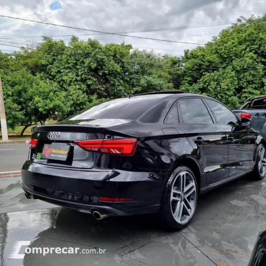 A3 2.0 TFSI Sedan Performance Black