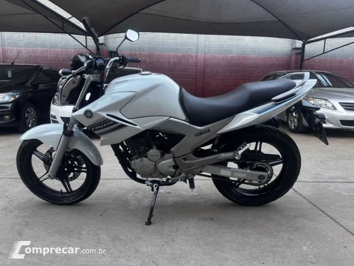 YS Fazer 250 LIMITED EDITION