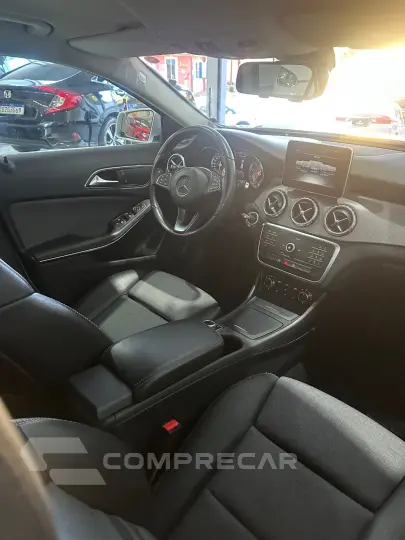 GLA 200 Style 1.6 TB 16V/Flex Aut.