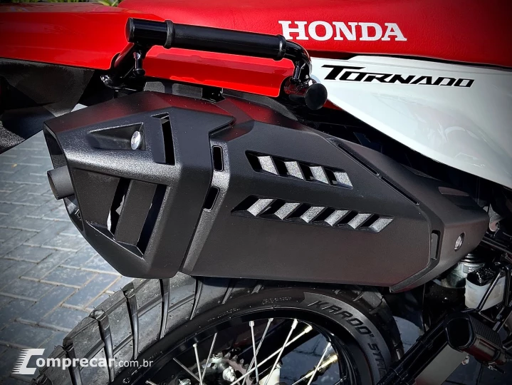 XR 300L TORNADO