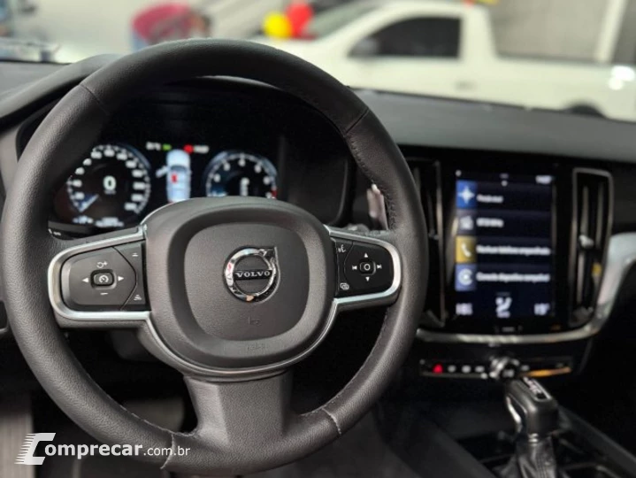 V60 2.0 T5 GASOLINA MOMENTUM GEARTRONIC
