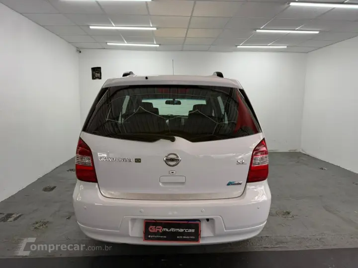 LIVINA GRAND SL 1.8 16V Flex Fuel Aut.