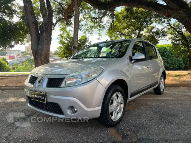 SANDERO - 1.6 PRIVILÉGE 8V 4P MANUAL