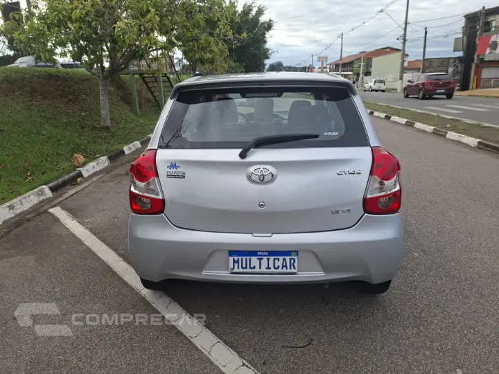 ETIOS 1.5 XS 16V FLEX 4P MANUAL