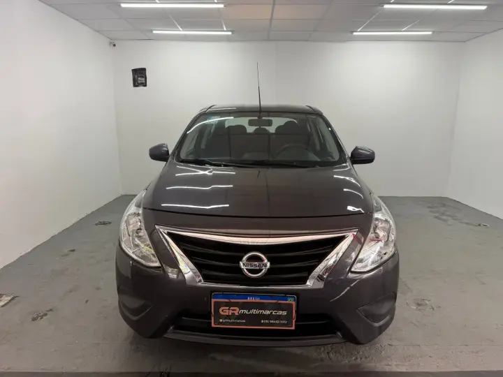 VERSA 1.0 12V FlexStart 4p Mec.