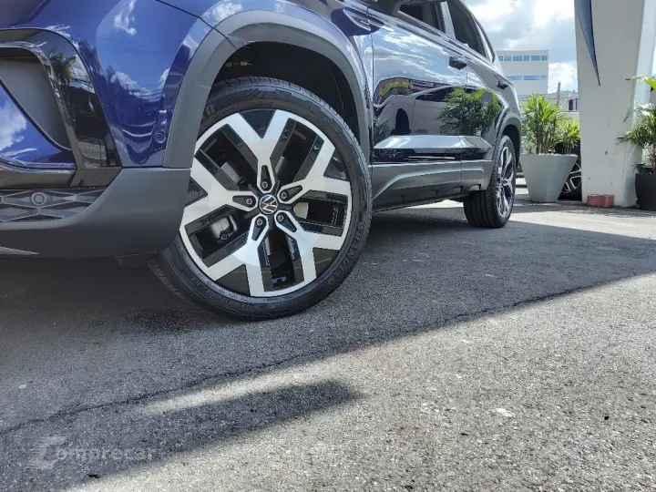 TAOS 1.4 250 TSI TOTAL FLEX COMFORTLINE AUTOMÁTICO