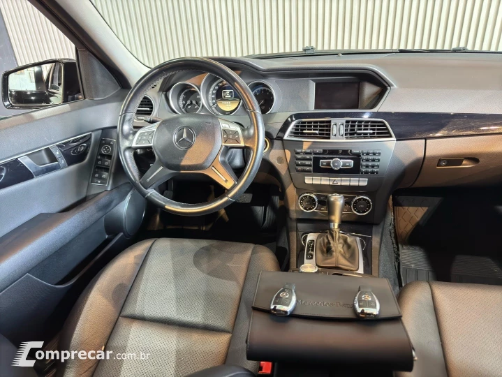 C 180 1.6 CGI CLASSIC 16V TURBO GASOLINA 4P AUTOMÁTICO