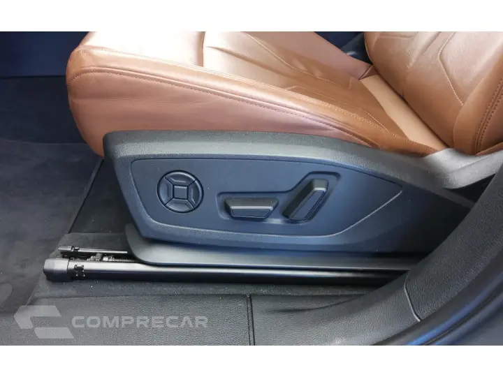 Q3 2.0 40 TFSI GASOLINA SPORTBACK PERFORMANCE QUATTRO TIPTRO