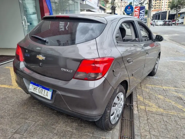 CHEVROLET ONIX 1.4 MPFI LT 8V 2015