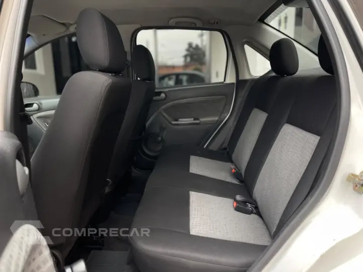 FIESTA 1.6 ROCAM SEDAN 8V FLEX 4P MANUAL