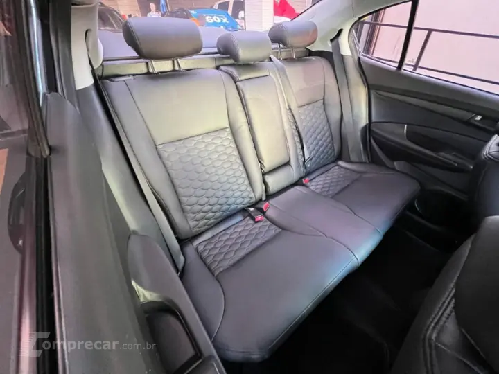 CITY Sedan LX 1.5 Flex 16V 4p Aut.