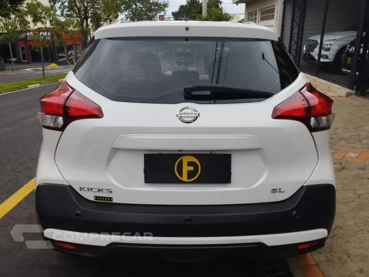 Kicks 1.6 16V 4P FLEXSTART SL X-TRONIC AUTOMÁTICO CVT