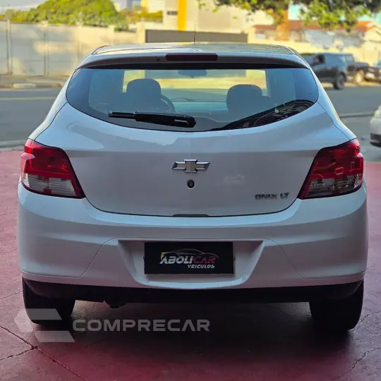ONIX HATCH LT 1.0 8V FlexPower 5p Mec.