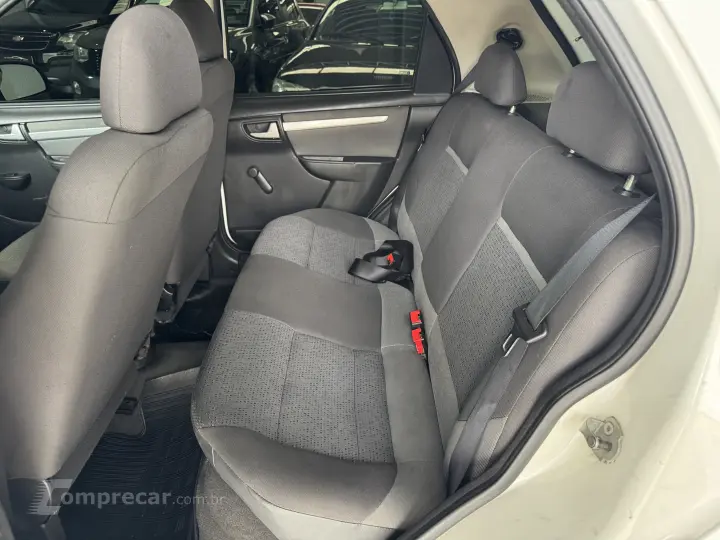 CELTA 1.0 MPFI LT 8V