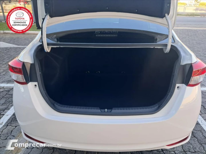 YARIS 1.5 16V FLEX SEDAN XL LIVE MULTIDRIVE