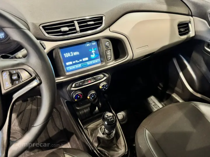 Onix Hatch 1.0 12V 4P FLEX LT