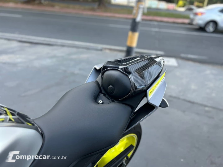 Yzf R15