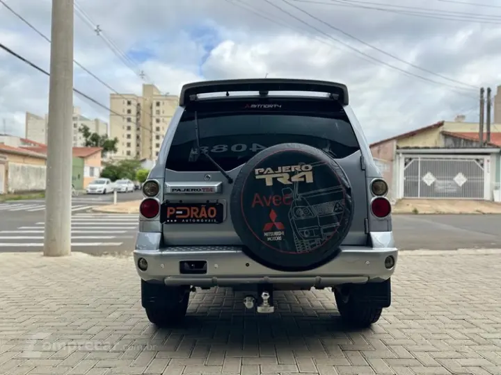 PAJERO TR4