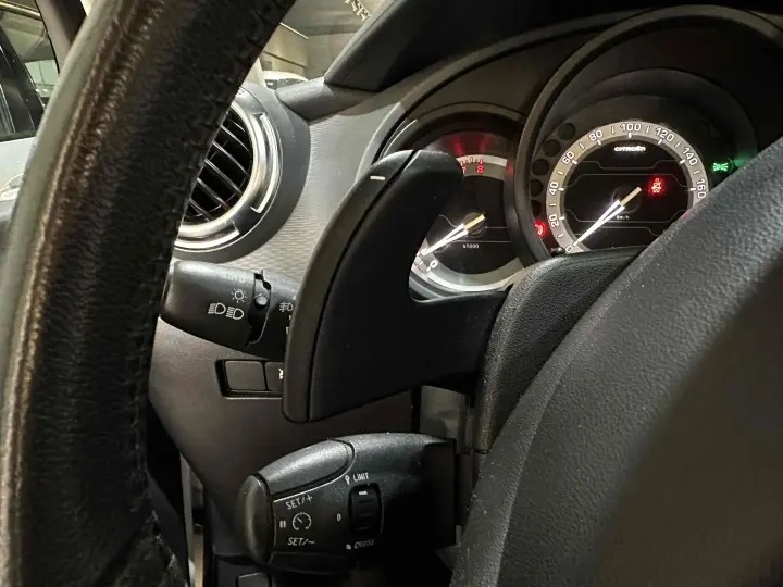 C3 1.6 EXCLUSIVE 16V FLEX 4P AUTOMÁTICO