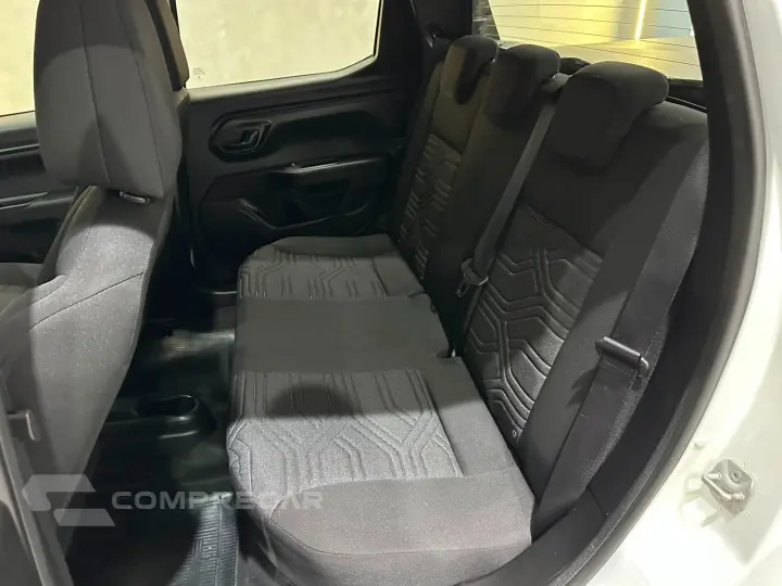 Strada Freedom 1.3 Flex 8V CD