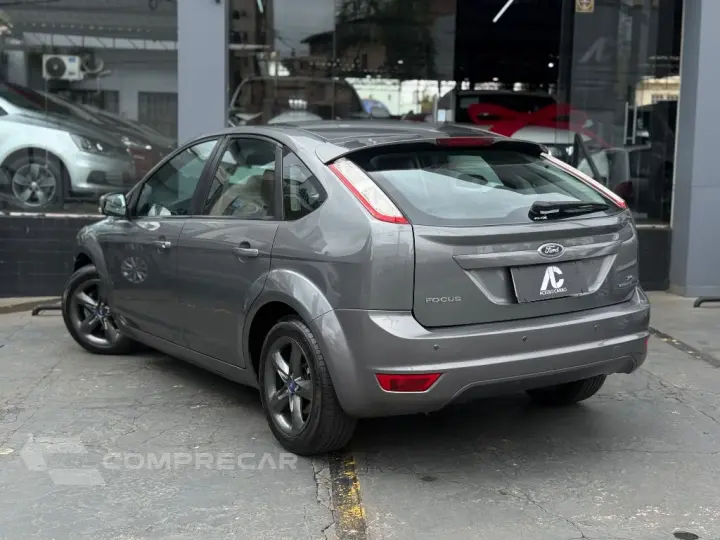 Focus 2.0 16V/SE/SE Plus Flex 5p Aut.