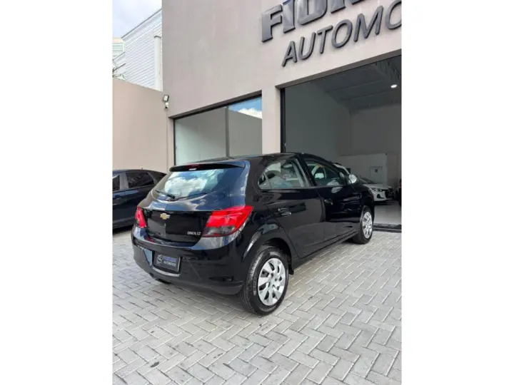 ONIX 1.4 MPFI LT 8V FLEX 4P MANUAL