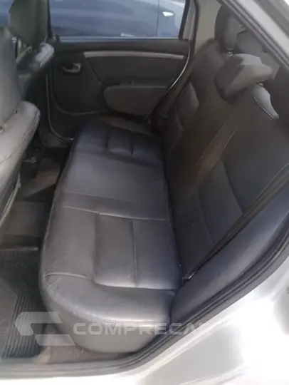 LOGAN 1.0 Expression 16V AUT.