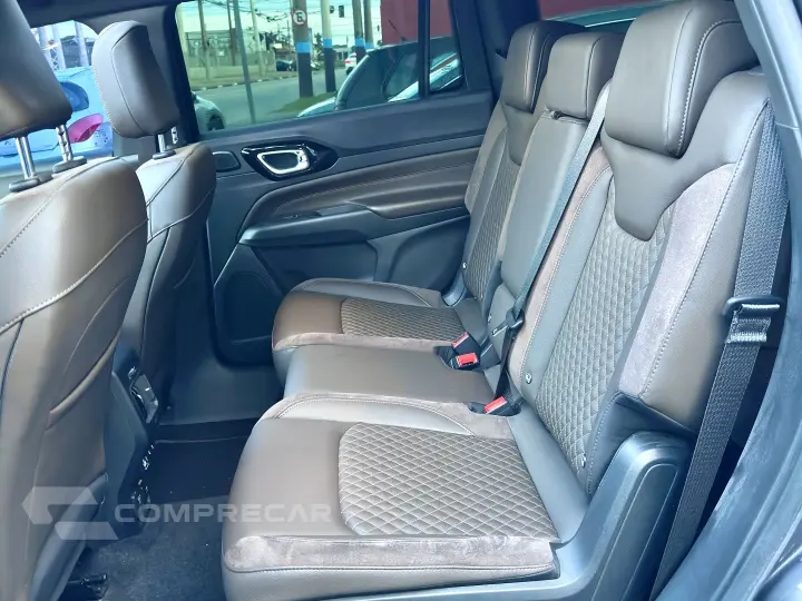 COMMANDER 1.3 T270 TURBO FLEX OVERLAND AT6