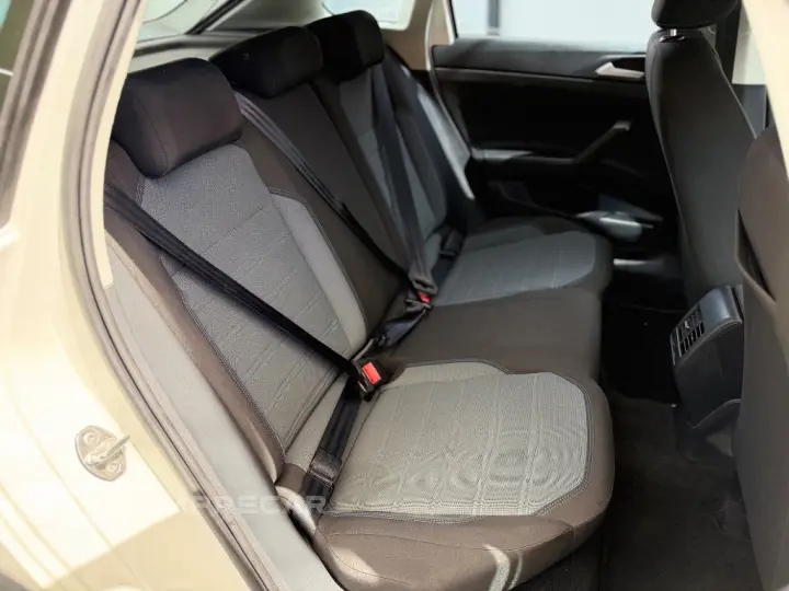 Nivus Comfortline 1.0 200 TSI Flex Aut.