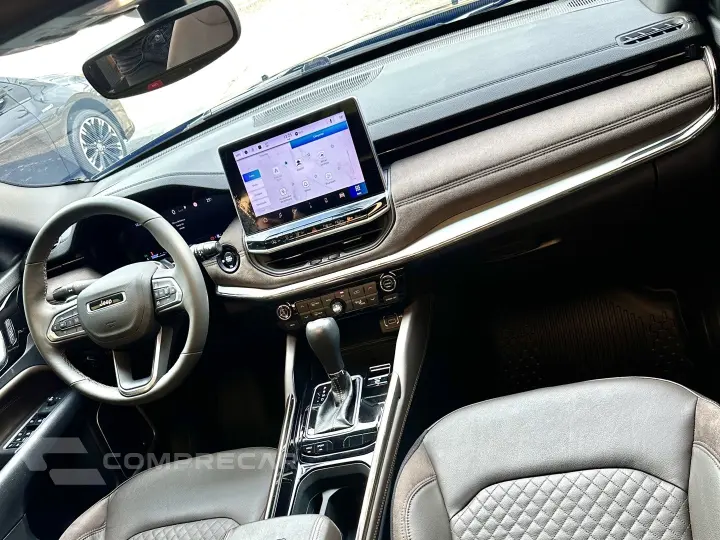 COMMANDER 1.3 T270 TURBO FLEX OVERLAND AT6