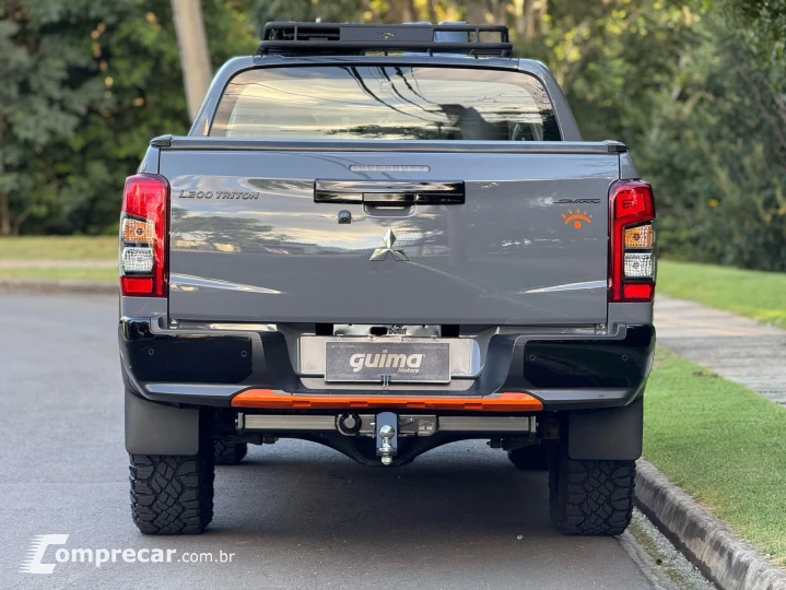 L200 TRITON 2.4 16V Turbo Sport Savana Sertôes CD 4X4