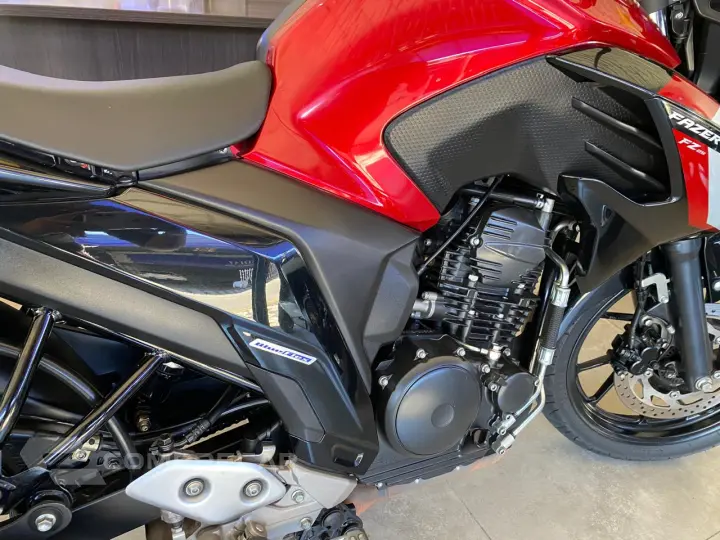 FZ 25 FAZER 250