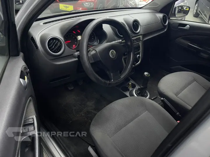 VOYAGE 1.0 8V MPI Totalflex