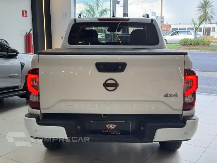 Frontier 2.3 16V PRO4X CABINE DUPLA 4X4 BI-TURBO DIESEL AUTO