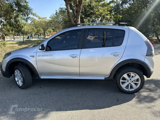 SANDERO - 1.6 STEPWAY 16V 4P AUTOMÁTICO