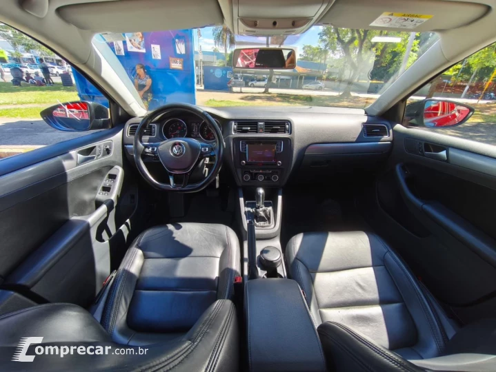 Jetta 1.4 16V 4P TSI CONFORTLINE AUTOMÁTICO