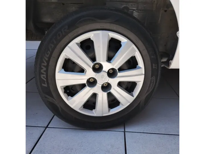 MONTANA 1.4 MPFI LS CS 8V FLEX 2P MANUAL