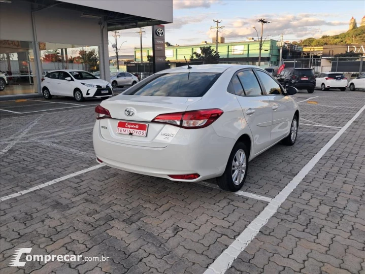 YARIS 1.5 16V FLEX SEDAN XL PLUS TECH MULTIDRIVE