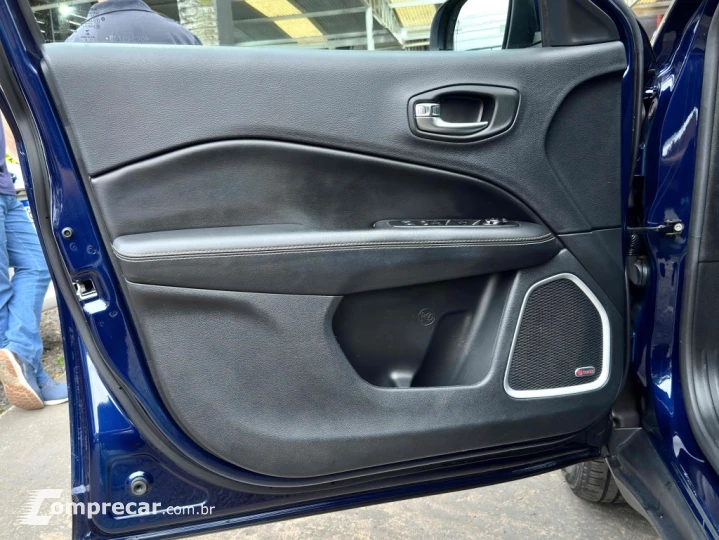 COMPASS 2.0 16V DIESEL LONGITUDE 4X4 AUTOMÁTICO
