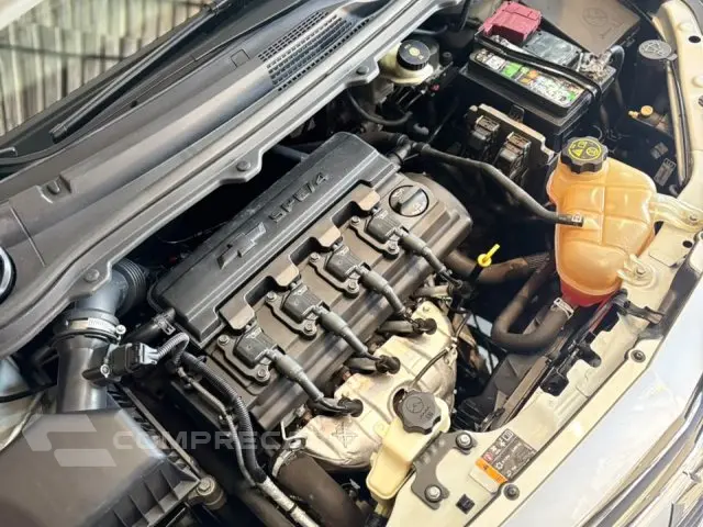 PRISMA - 1.4 MPFI LT 8V 4P MANUAL