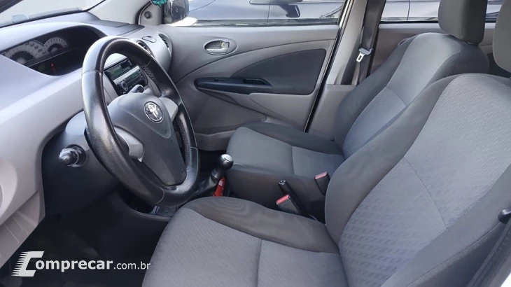 ETIOS 1.5 XS 16V