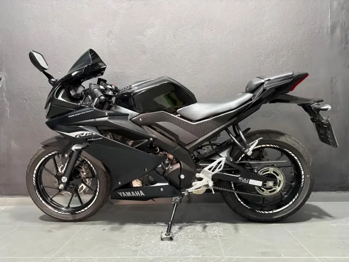YZF-R15 ABS