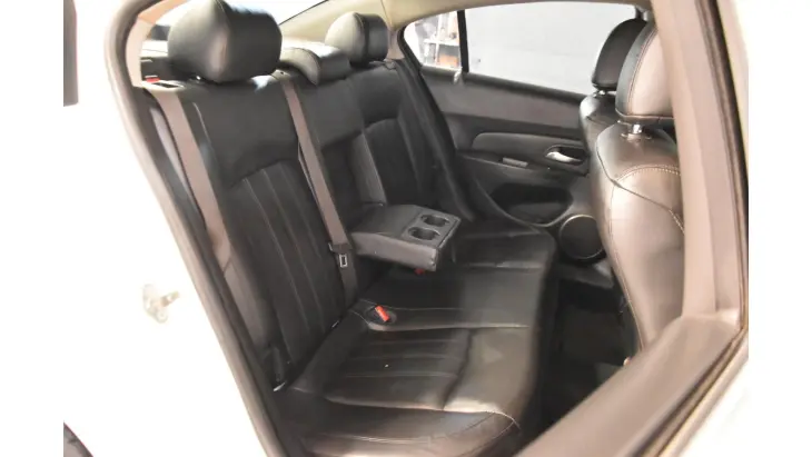 CRUZE SEDAN - 1.8 LT 16V 4P AUTOMÁTICO