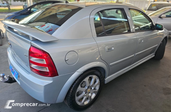 ASTRA 2.0 MPFI Advantage 8V